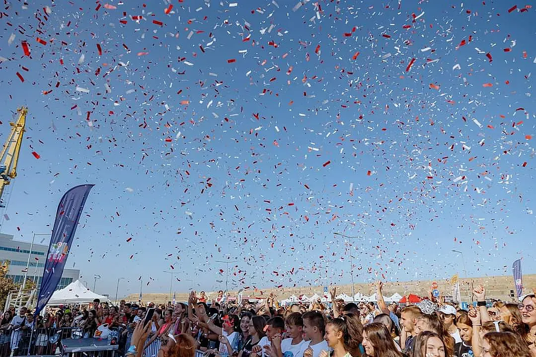 Криско, сензацията I. N. I. Дара, Атанас Колев, Емил TRF, V:RGO и още много на TEEN BOOM FEST