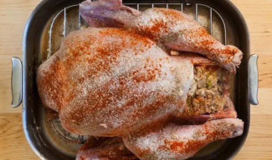 Забраняват пилешкото по телевизията в Иран