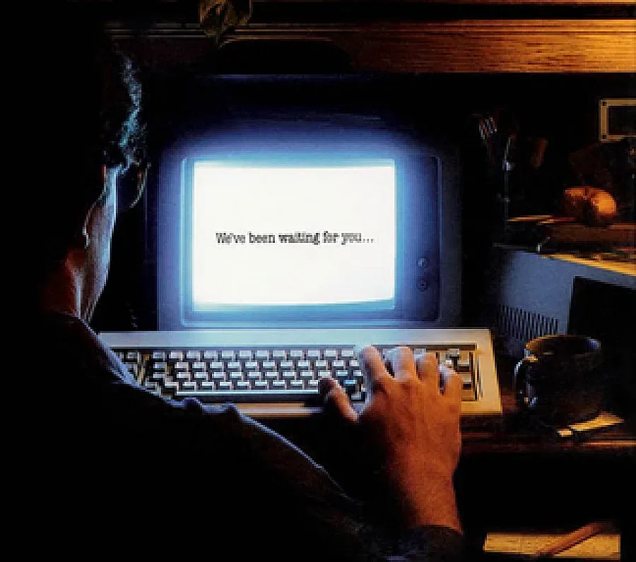 Учат чиновници да борят хакери