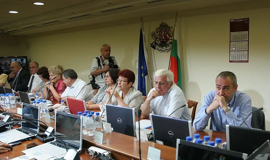 Иван Колев: В света няма случай на забавени с 5 години мотиви