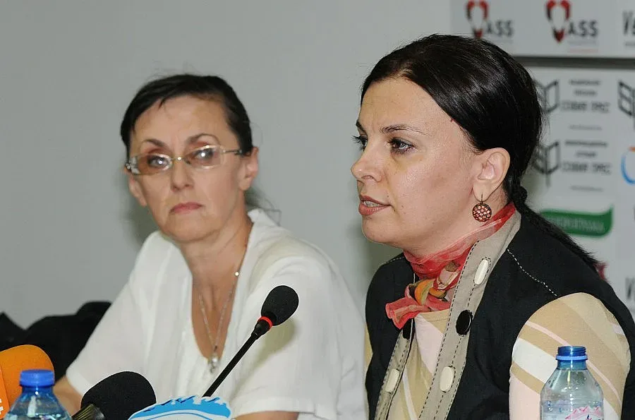 Министър Ковачева изиска от ВСС ясни критерии за забавените дела