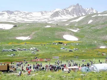 Сняг падна в планината в Турция