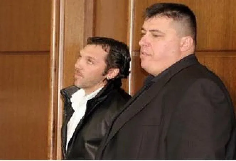 Тони Мамата отървава кожата