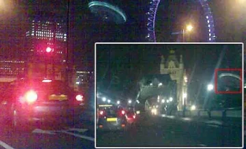 НЛО над стадиона на "Челси"