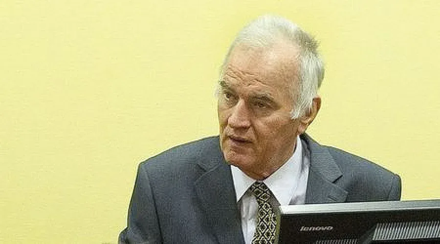 Ратко Младич влезе в болница 