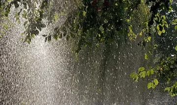 Обрат с времето до часове. Бури в половин България