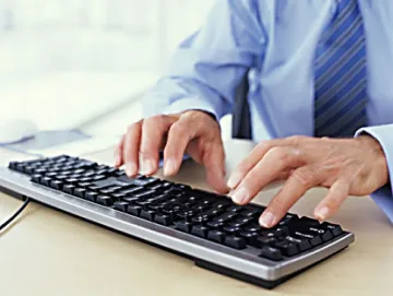 Публикуваха 500 адреса на педофили в нета