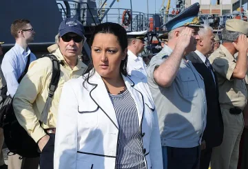 Лиляна Павлова най-харесвана от министрите