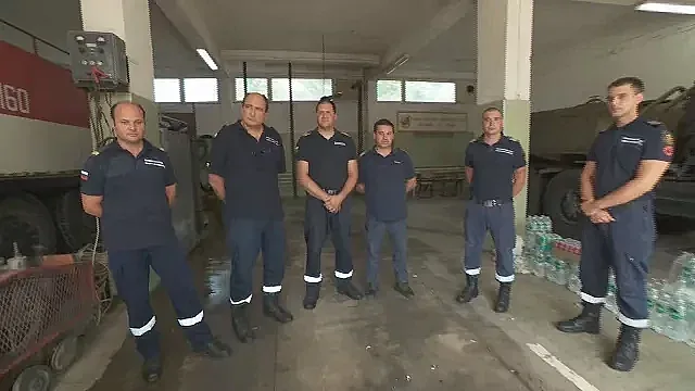 Последните минути на доц. Шишков и дъщеря му. Разплакващ разказ на пожарникарите