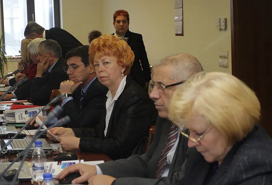 Новите във ВСС - некорумпирани и с платени данъци