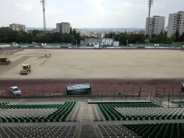 Приключва ремонтът на стадион „Берое”