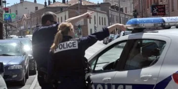 Мъж простреля осем души в дискотека