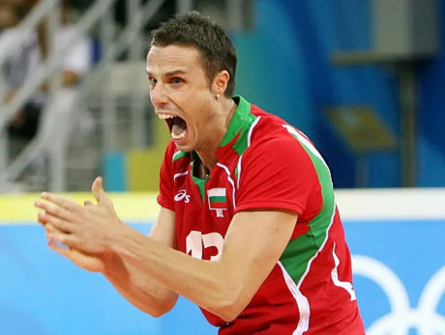 Фенове вбесиха Теди Салпаров 