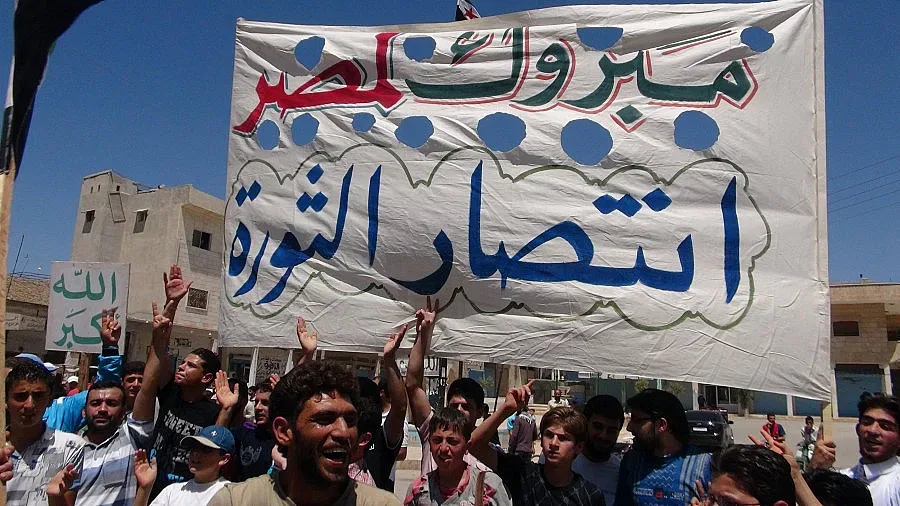 Приятел на Башар Асад духна в Париж