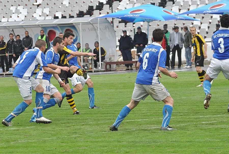 Футболът остана без "шоколади"