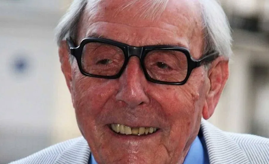 Почина известният комик Ерик Сайкс