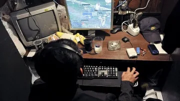 Разбиха най-яките хакери в България