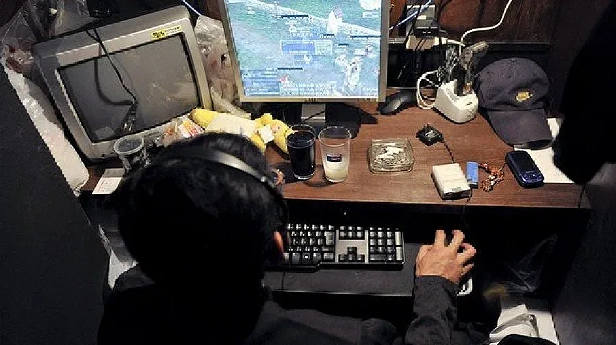 Разбиха най-яките хакери в България