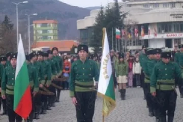 Наши четници дефилират в Австрия