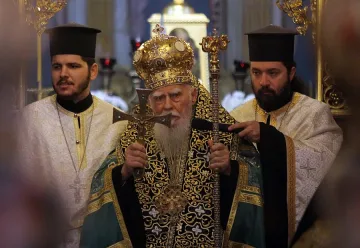 Дядо Максим казва за архонтите