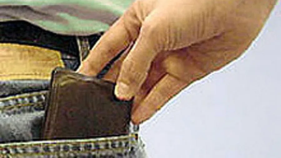 Джебчийки от Левски върлуват в Рилския манастир