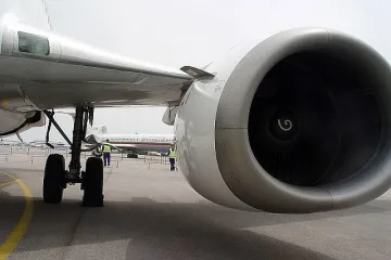 Самолет от Москва за Бургас кацна аварийно