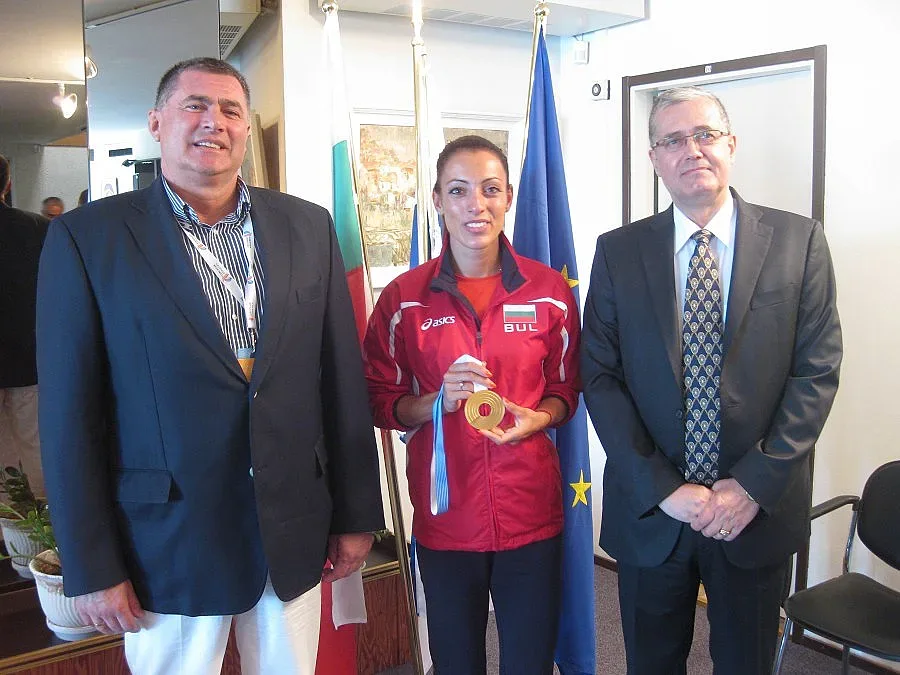 Българският посланик в Хелзинки прие Ивет Лалова