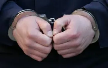 Белезници за топ бандит