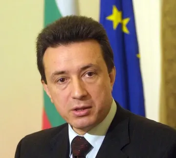 Събрали половината подписи за референдум за АЕЦ "Белене"  