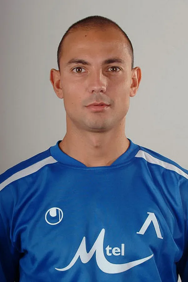 Грип удари по "Левски"