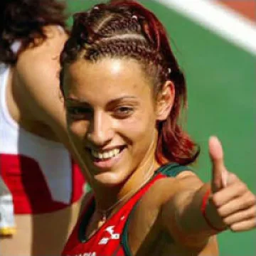 Държавата дава на Ивет 15 000 лв.