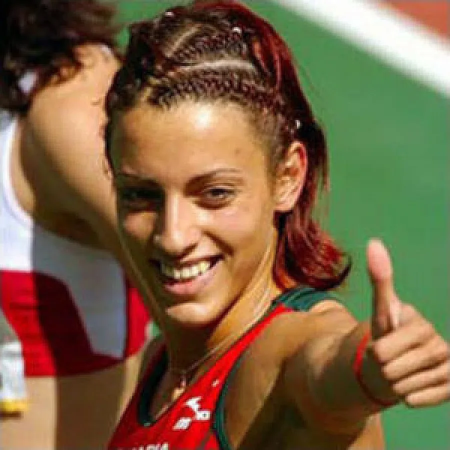 Държавата дава на Ивет 15 000 лв.