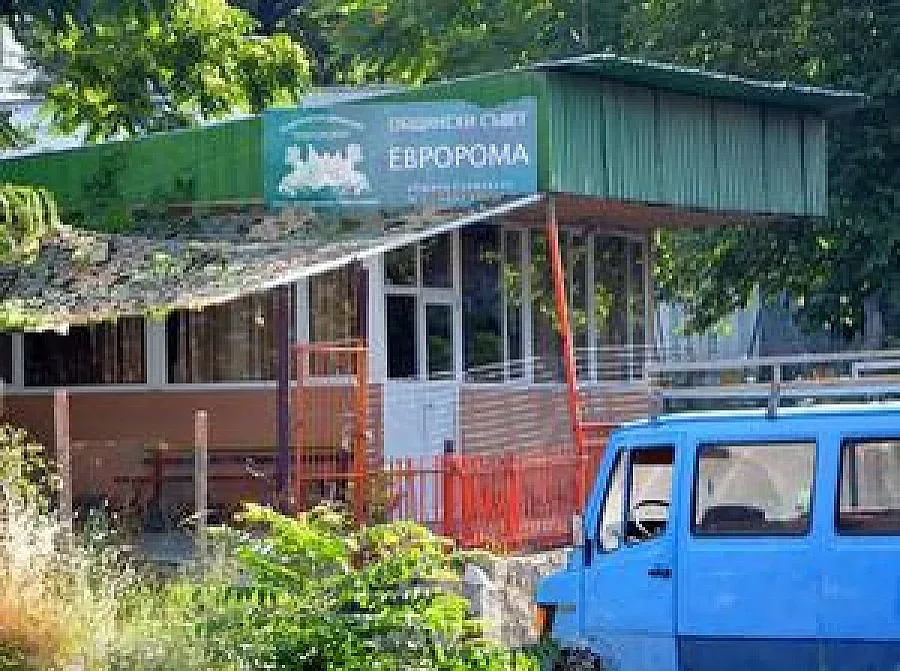 Оперираха пострадалия при взрива в Сандански