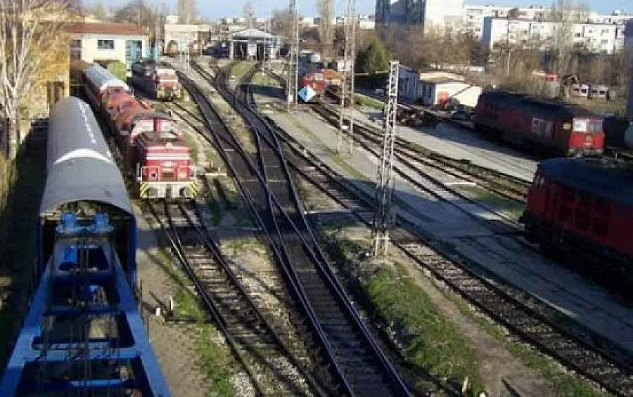 Разбиха група, точила тонове гориво