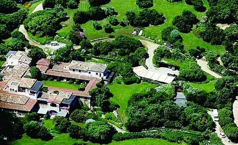 Берлускони налял 5,6 млн.евро за ремонт на вила "Чертоза"