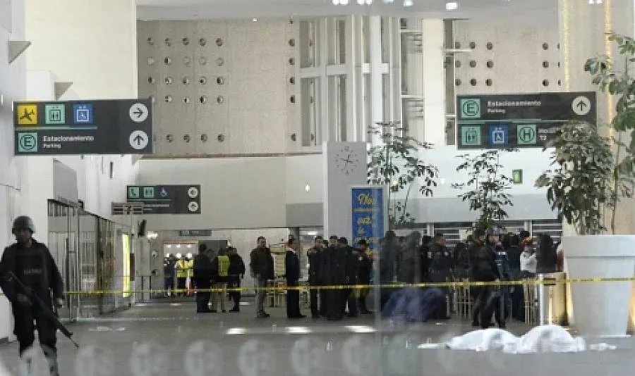 Застреляха показно трима полицаи заради дрога