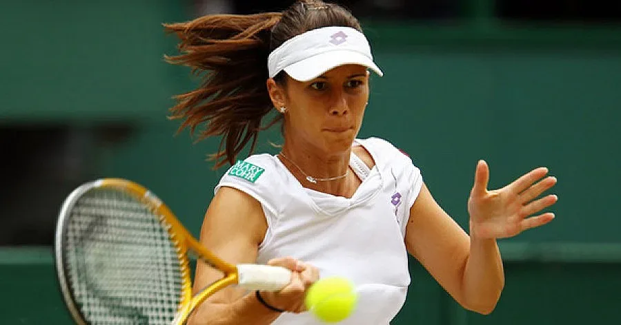 Труден старт за Пиронкова