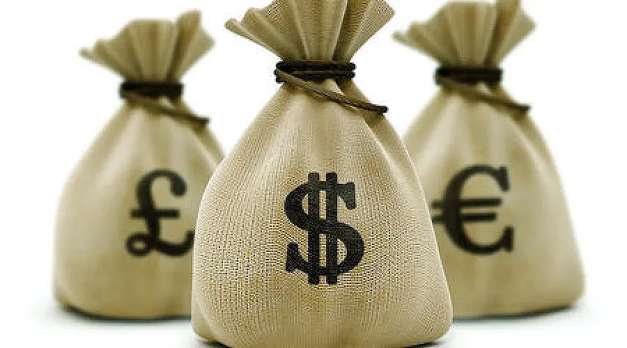 Още търсят охранителя, избягал с 1,5 милиона