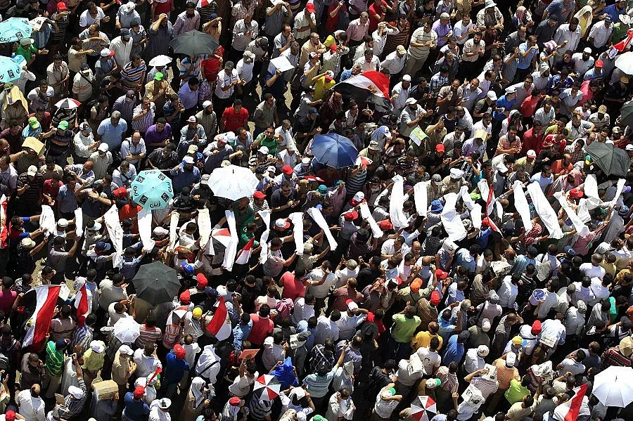 Танкове пазят изборите за президент в Египет