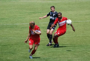 ЦСКА млъкна, феновете не харесват екипите