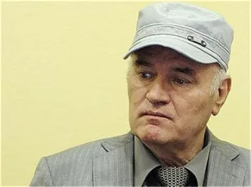 Прокурори разследват 13 души за укриване на Ратко Младич