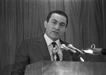 Сърцето на Хосни Мубарак спря да бие