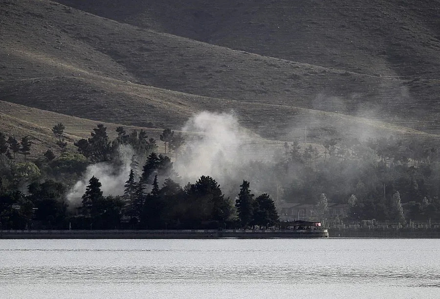 Талибани взеха заложници в хотел, лее се кръв