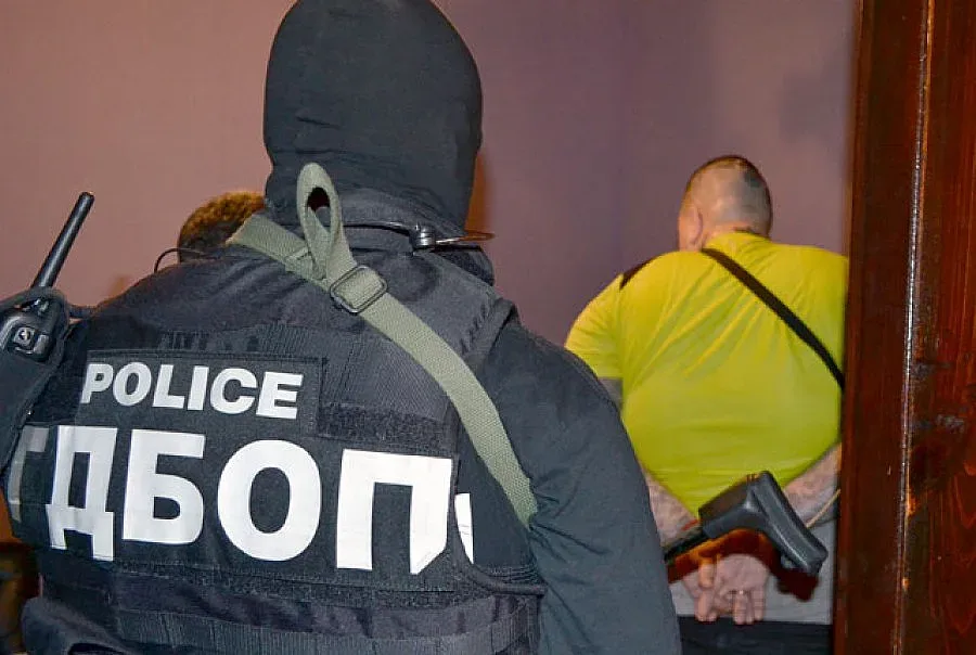 Трима арестувани в акция срещу "секс услуги"