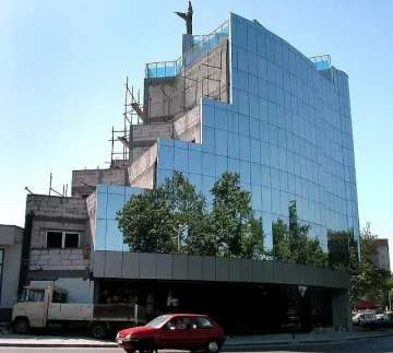 Пращат паяци в хотела на Ванко 1