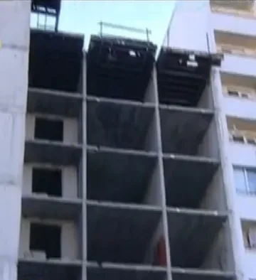 Опасен блок тормози хората в "Люлин"