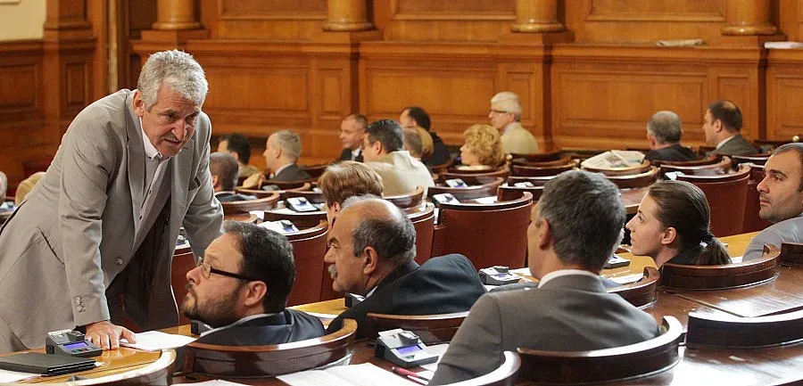 Спират закони от страх за протести