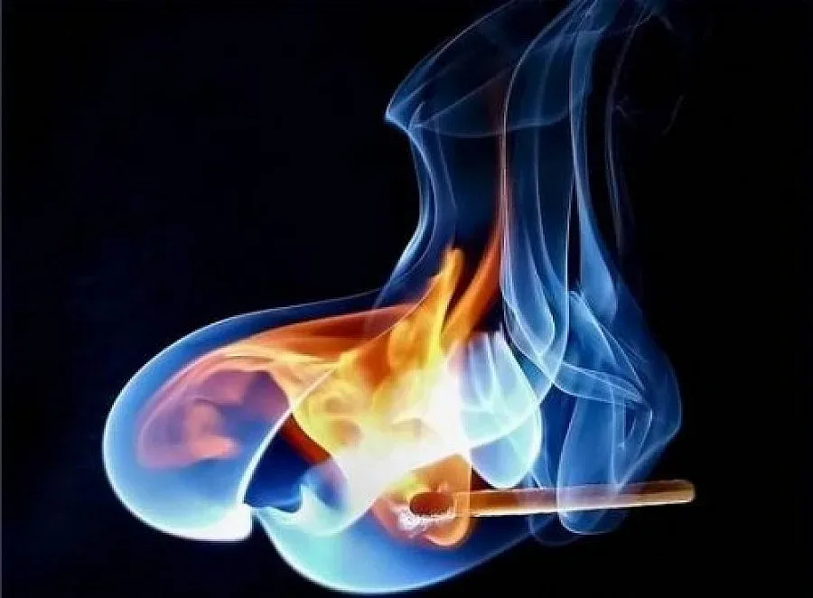 2 г. условно за мъж, палил приятелката си