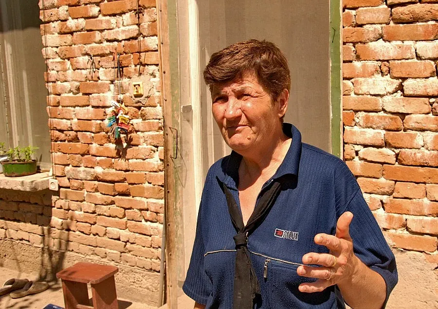 Убиха зверски баба за жълти стотинки