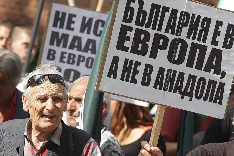 Фандъкова пак проверява звука на джамията